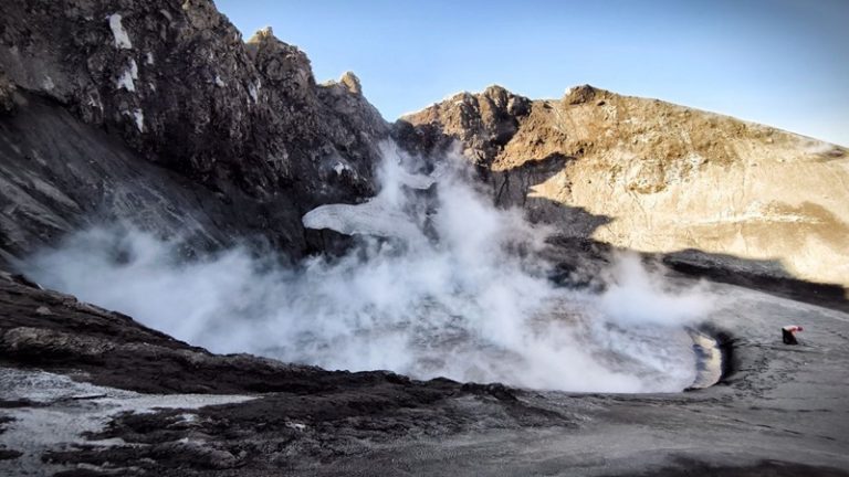 Scientists have found a new lake on the domes of the Shiveluch volcano in Kamchatka