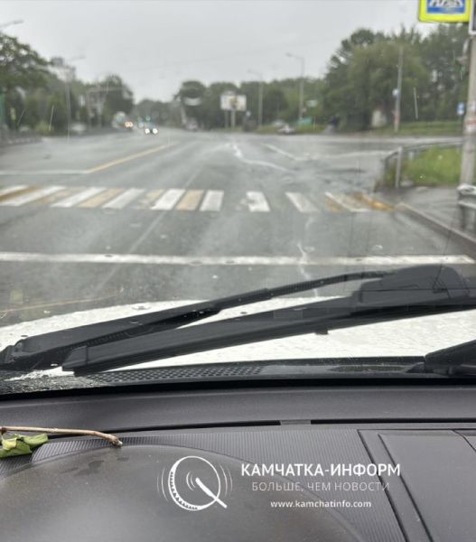 Drivers in Petropavlovsk complain about foam on the road