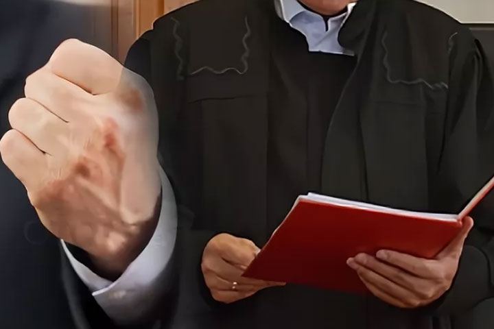 In Kamchatka, a scandalous pensioner faces a prison sentence for insulting a judge