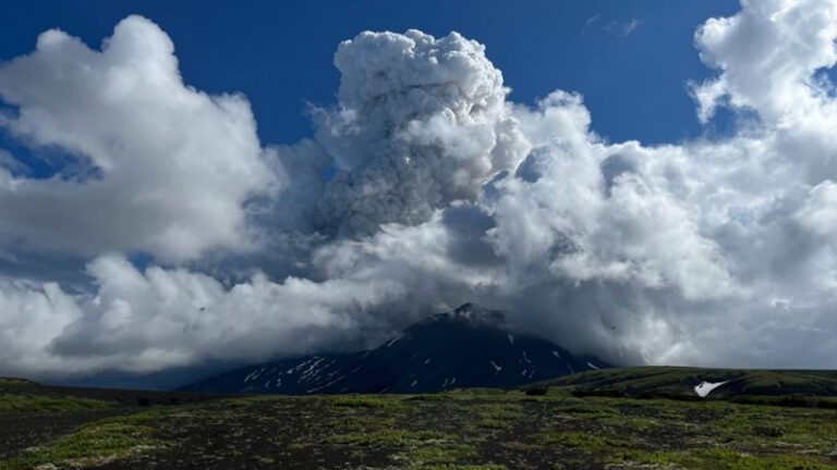 Kamchatka Volcano Wakes Up: First-Ever Recorded Eruption