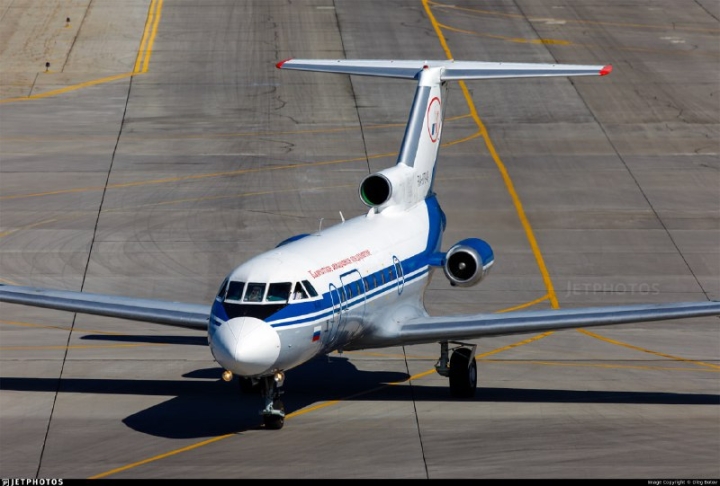 Russian Yak-40 Executes Go-Around Amid Unstable Kamchatka Landing