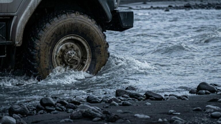 Kamchatka’s Dangerous Detour: Unlicensed Tour Leads to Injuries, Convictions