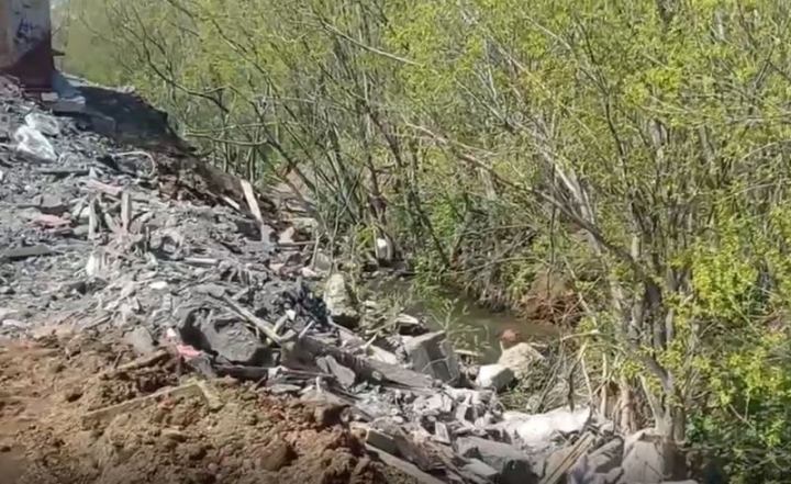 Kamchatka Bay Under Threat: Russia Investigates Illegal Waste Dumping