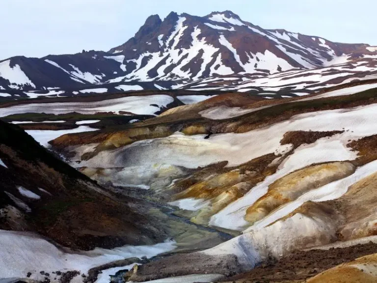 Kamchatka’s Toxic Valley of Death Marks 51 Years Since Discovery