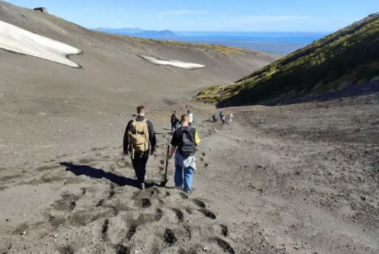 Kamchatka Students Conduct Fieldwork at Kozelsky Volcano