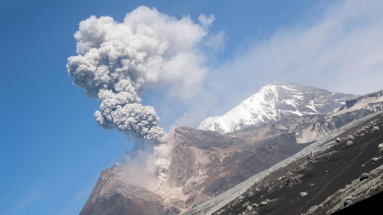 Kamchatka’s Shiveluch Volcano Emits Ash Column Amid Eruption Risks